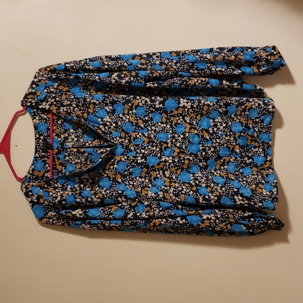 Ann Taylor Navy Blue Floral Blouse